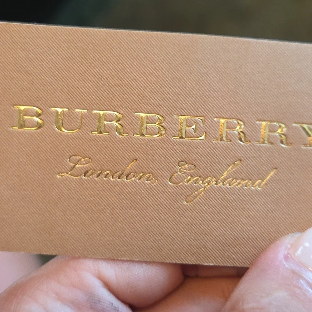 NWT Authentic Burberry Handbag Supple Calfskin Bucket Clementine - Picture 11 of 16